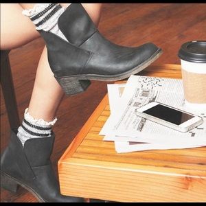 Free People Brooks ankle boots black, size 39